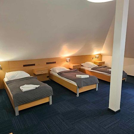 Hotel Agat พิยอตตูร์กุฟ เทรบูนัลสกี ภายนอก รูปภาพ
