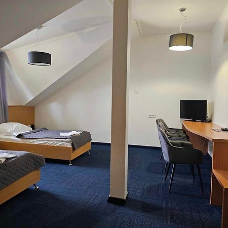Hotel Agat พิยอตตูร์กุฟ เทรบูนัลสกี ภายนอก รูปภาพ